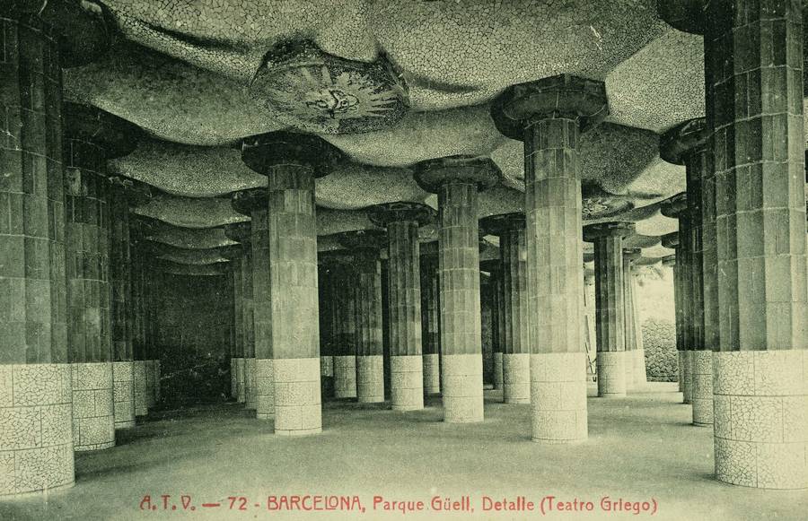 Park Güell, 1920-1930. © Àngel Toldrà Viazo editor. Arxiu Fotogràfic de Barcelona